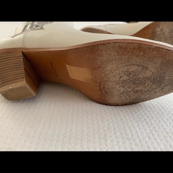 Authentic Golden Goose Sunset Boots in Powder - Picture 6 of 6